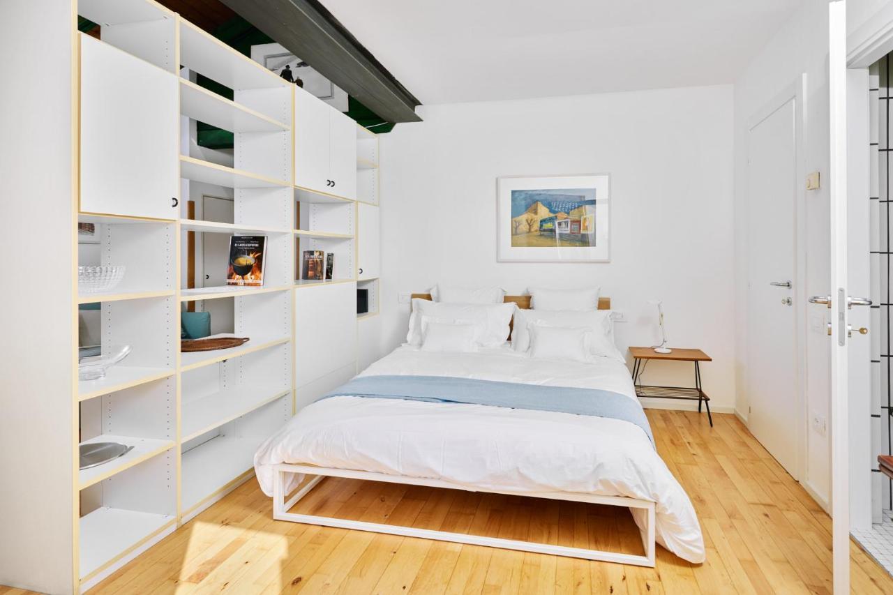 Italian Design Small Attic โบโลญญา ภายนอก รูปภาพ
