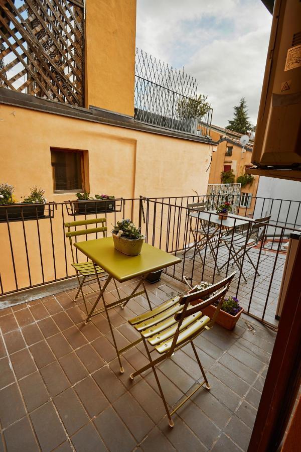Italian Design Small Attic โบโลญญา ภายนอก รูปภาพ